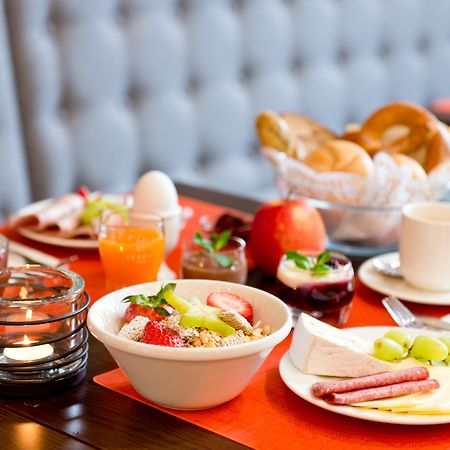 Achat Hotel Хоккенхайм Экстерьер фото