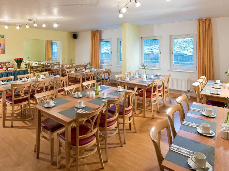 Achat Hotel Хоккенхайм Экстерьер фото